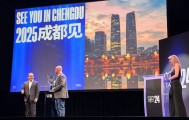 BLG爆冷负于100T:团战失误频发,分带牵制战术成制胜关键